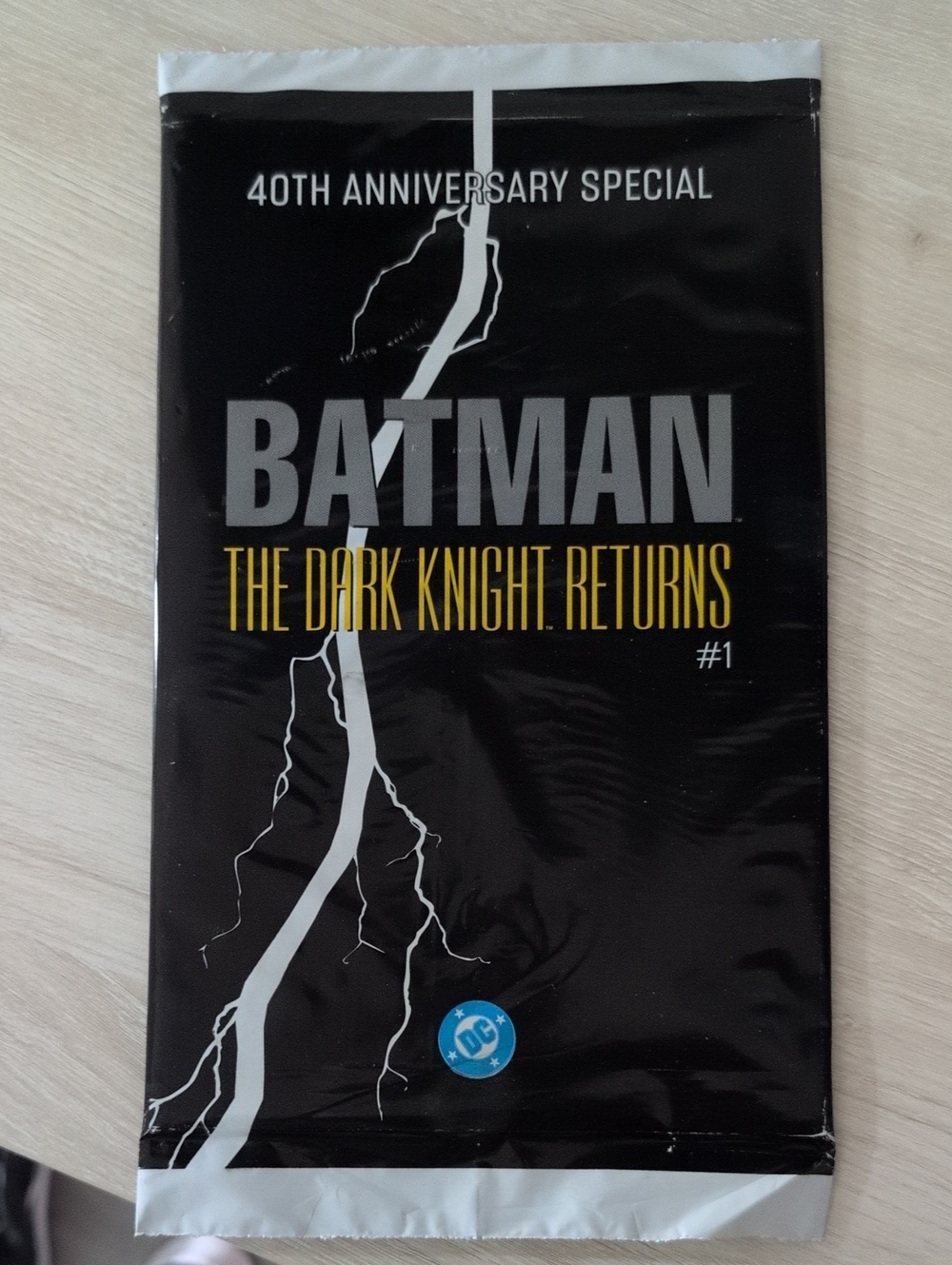 DC Batman The Dark Knight Returns 40th Anniversary BLIND Comic Fanexpo Exclusive